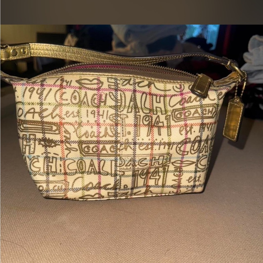 Coach purse! With tags and keychain!